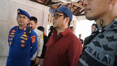 Komdigi mendeteksi kontak terakhir lima jurnalis dan tiga kru kapal di Pulau Sebesi melalui pelacakan sinyal. Data tersebut diteruskan kepada Tim SAR.