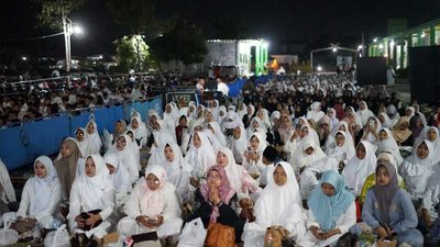 Harlah ke-27 Ponpes Tanwirul Afkar di Krian dihadiri Wabup Sidoarjo Mimik Idayana. Momentum Maulid Nabi menjadi penguatan pendidikan akhlak santri.